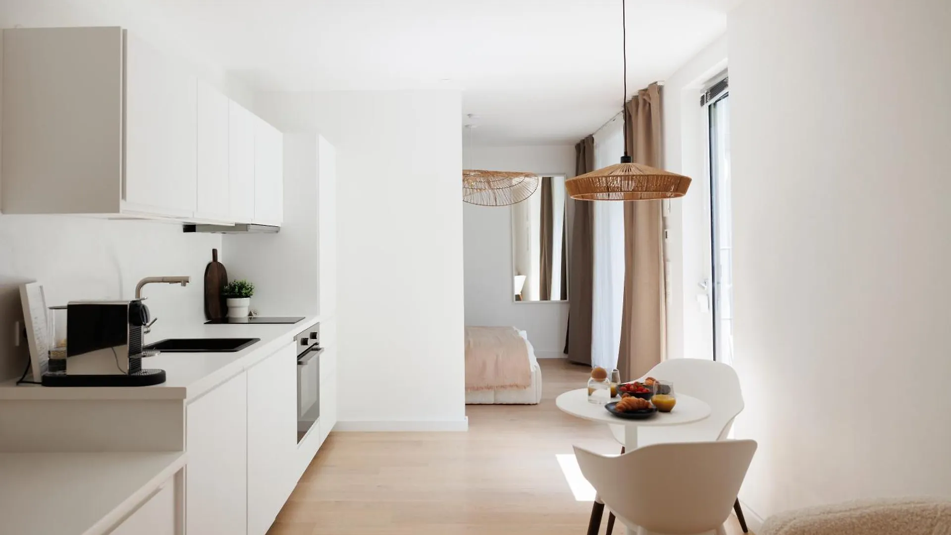 Vienna Courtyard Suite, 10 Min To Center, Terrace